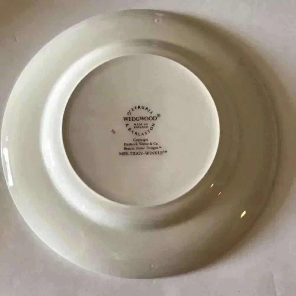 Wedgwood Beatrix Potter Mrs. Tiggy-Winkle Plate